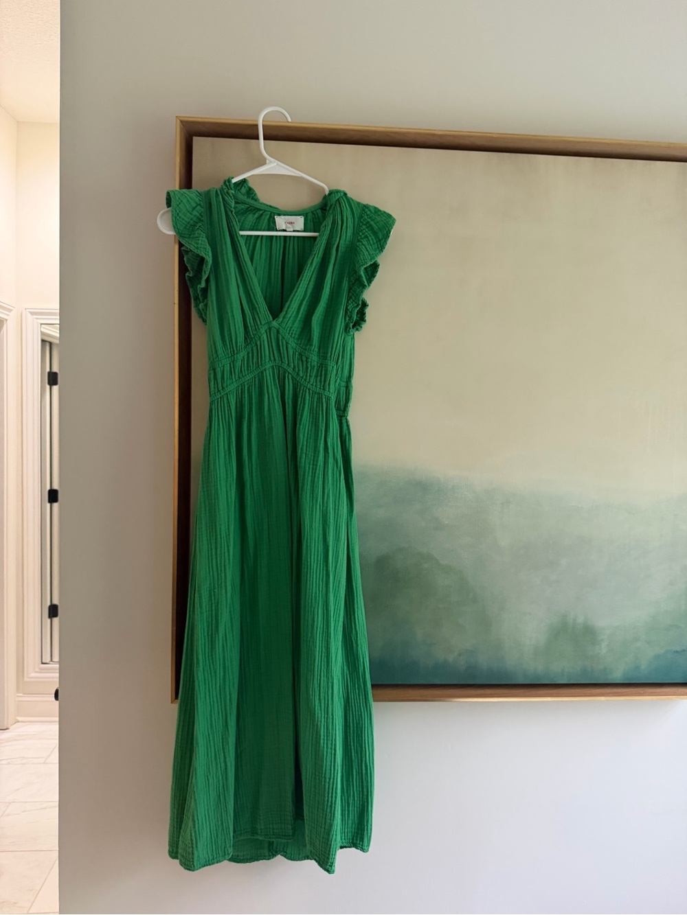 XiRENA Emerald Green Ruffled Sleeve Maxi Dress